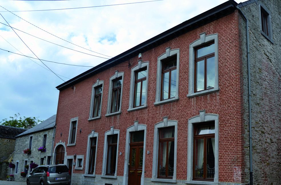 La maison Marchal, dite « le petit château », rue du Centre.