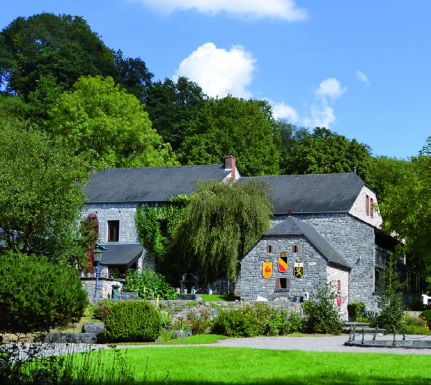 Les bâtiments du moulin de Lisogne.