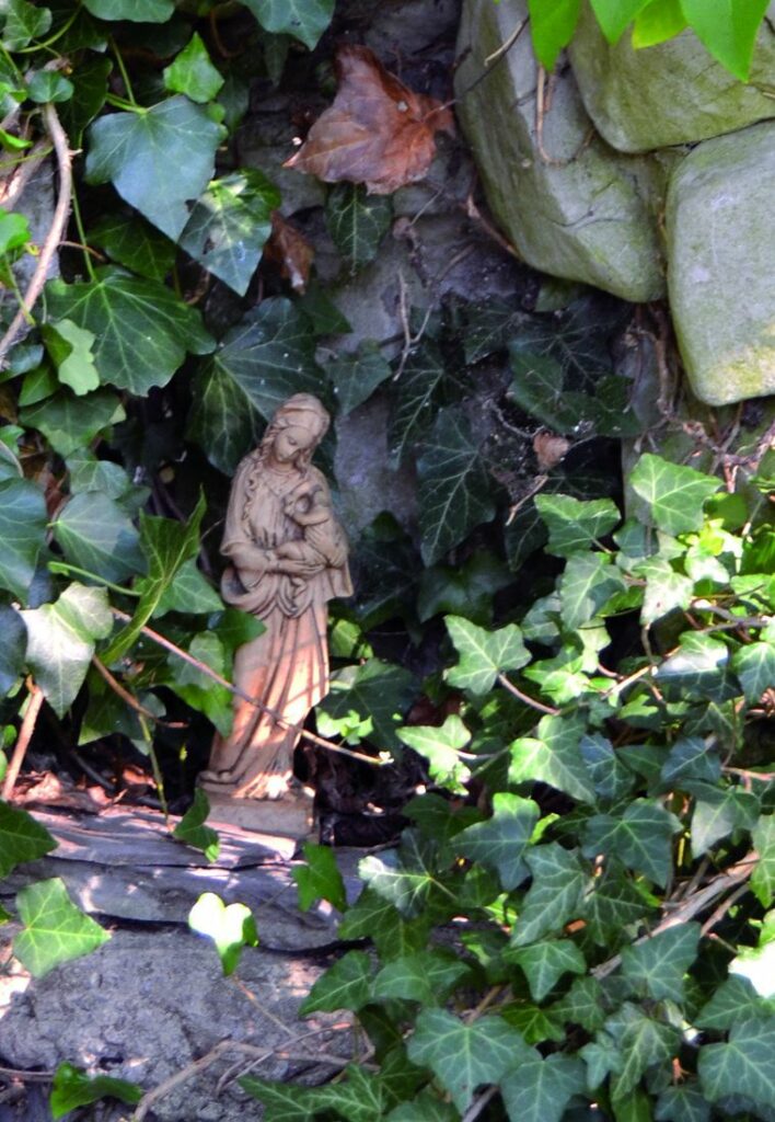 La Vierge de la ferme de la Tour.